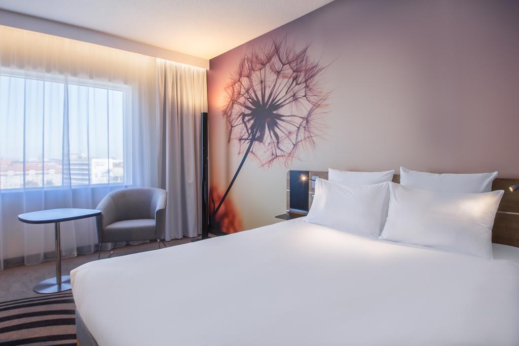 Novotel Centrum Hotel 4*